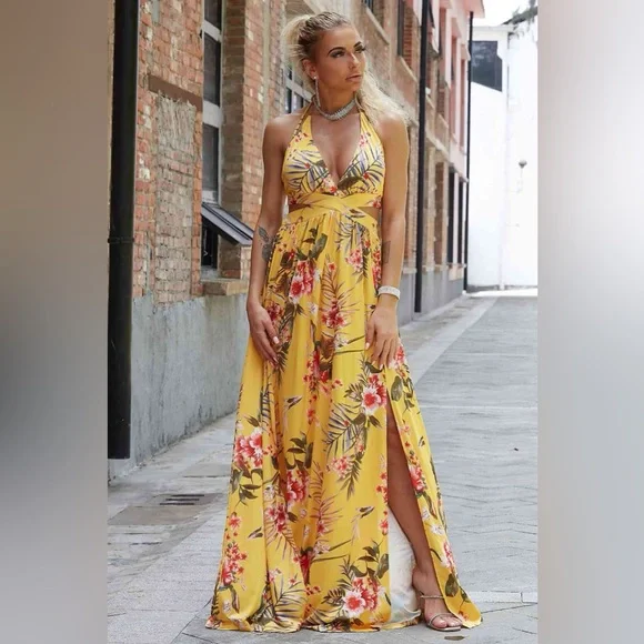 KC’s Closet Boutique Halter Neck Split Maxi Dress - Picture 1 of 5